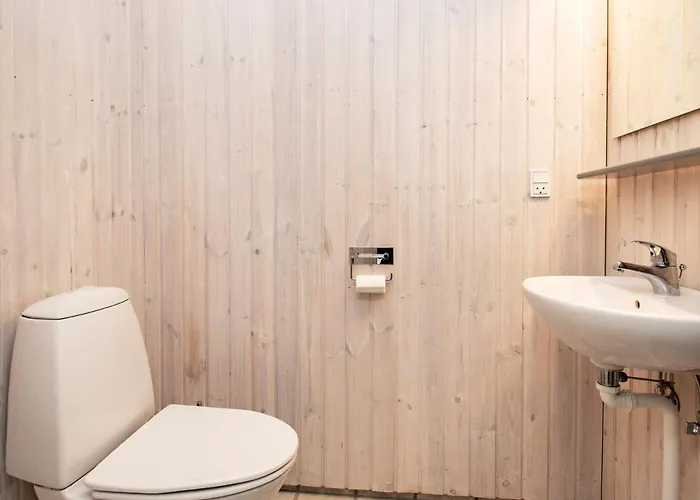 8 Person In Fr Rup By Traum